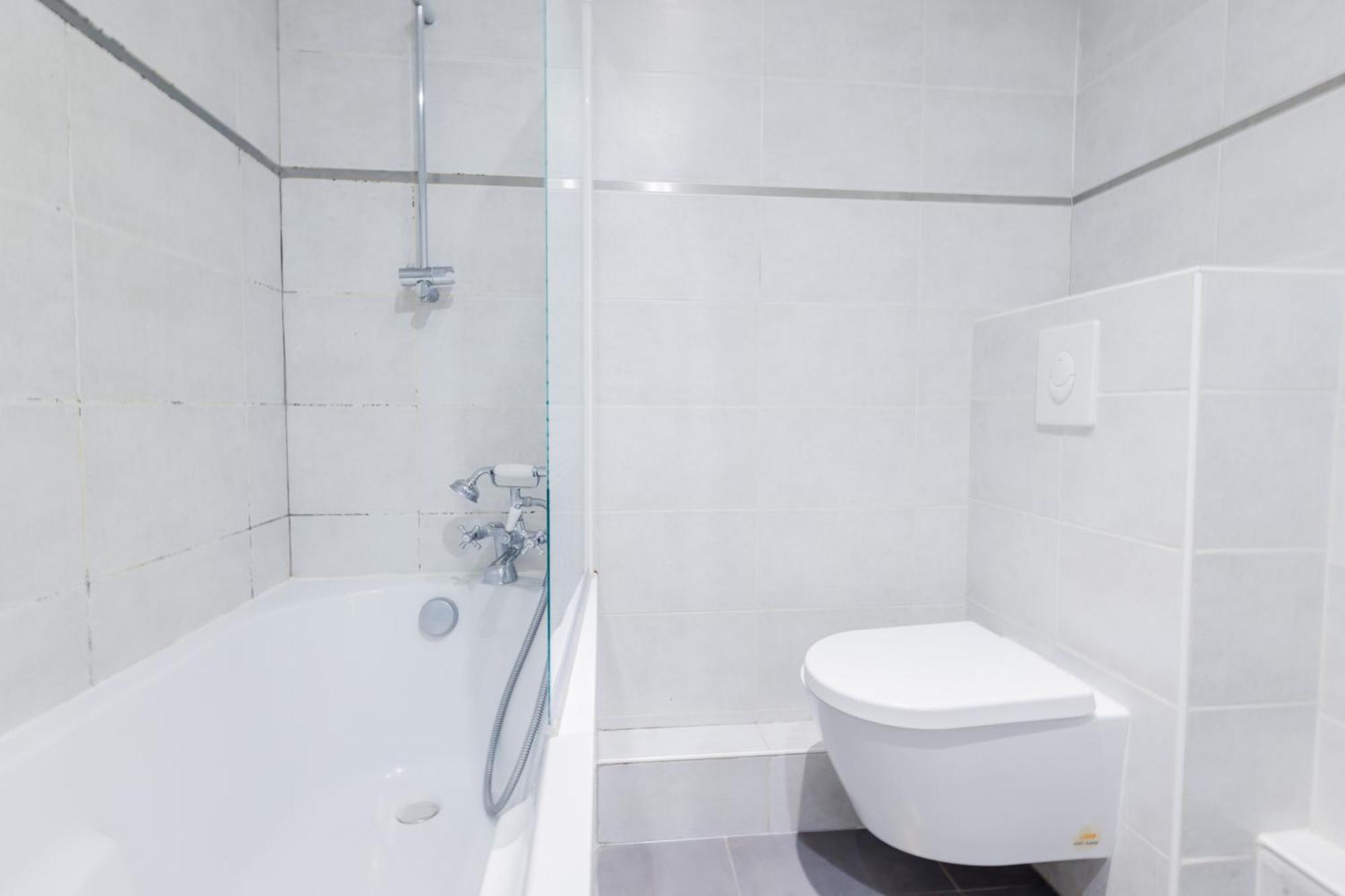 Cmg Anatole France Levallois G Exterior photo